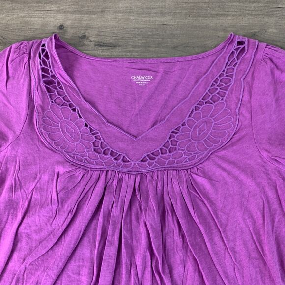 Chadwicks Womens Blouse Size Medium Purple V-Neck Pleated Laser Print Breathable - Picture 3 of 7